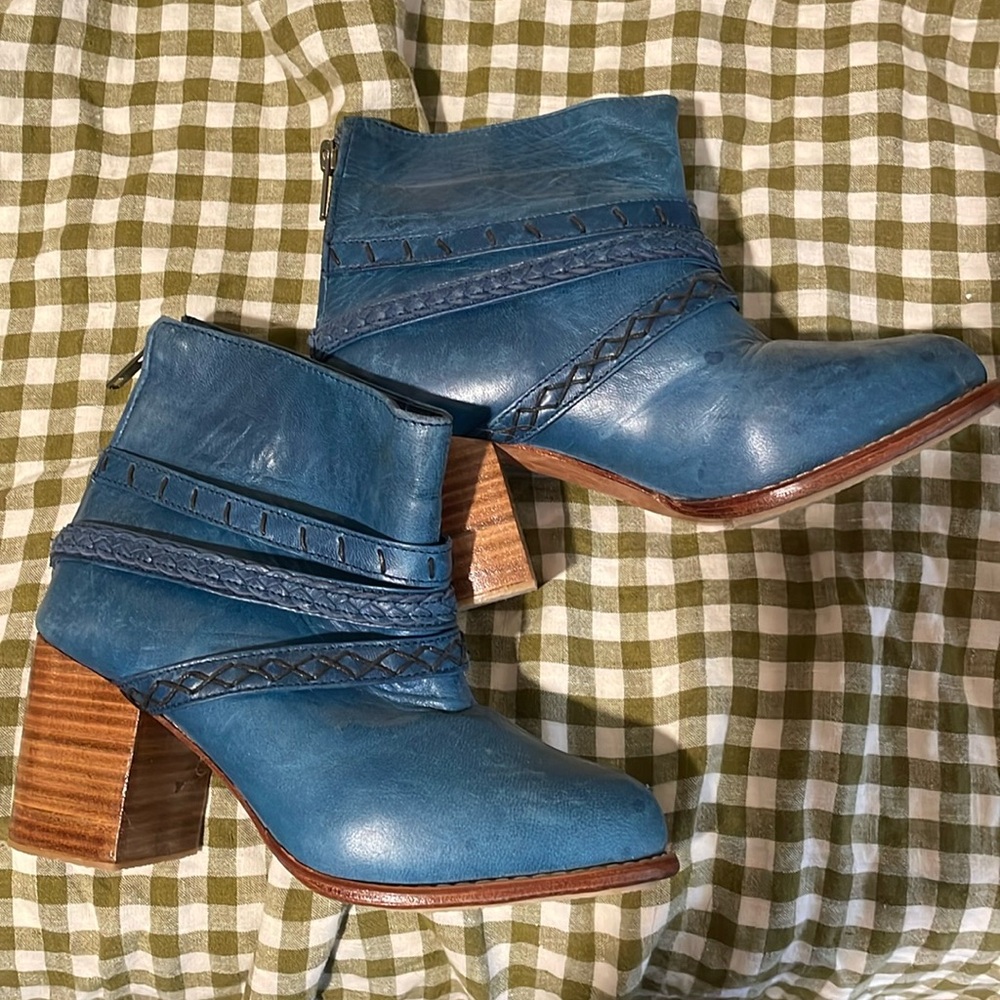 Blue ELF boots